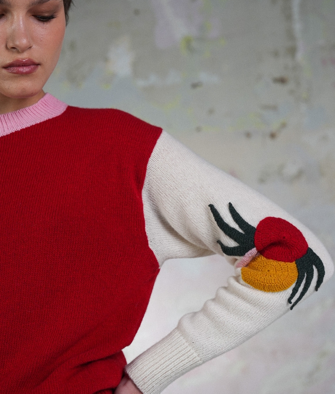 Women's wool sweater byMe