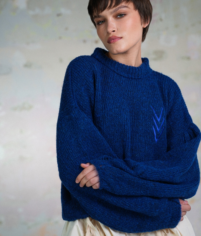 Catacomb blue sweater byMe