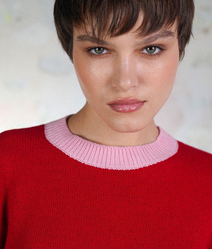 Women's wool sweater byMe