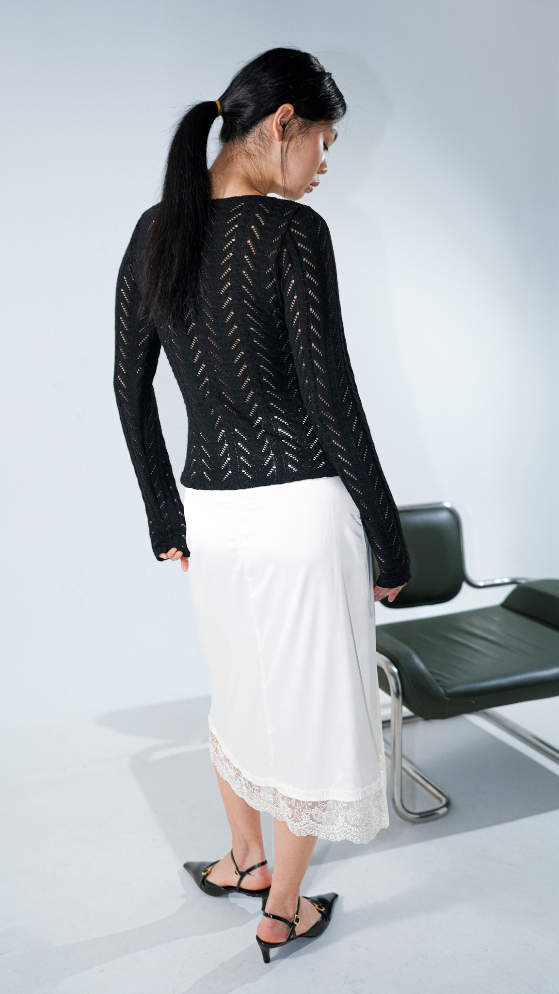 Lace' Black Long-sleeve top buy on the byMe website